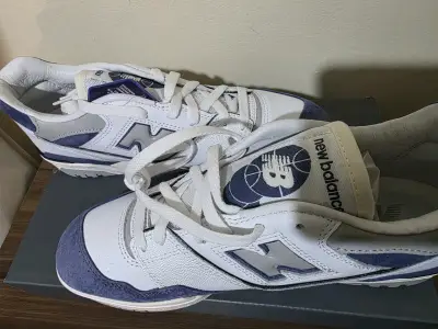 Zapatillas New Balance 550 - miniatura 3