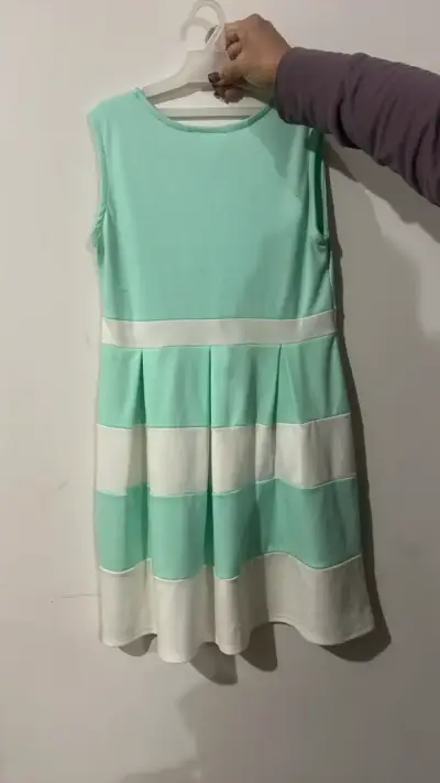 Vestido sin mangas verde menta Wonder - miniatura 2