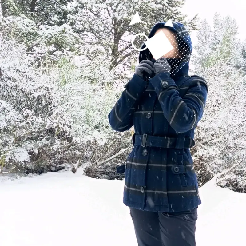 Abrigo de invierno azul con capucha para mujer - 2
