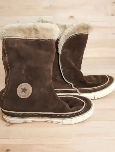 Botas de gamuza marrón con forro de lana Converse - miniatura 1