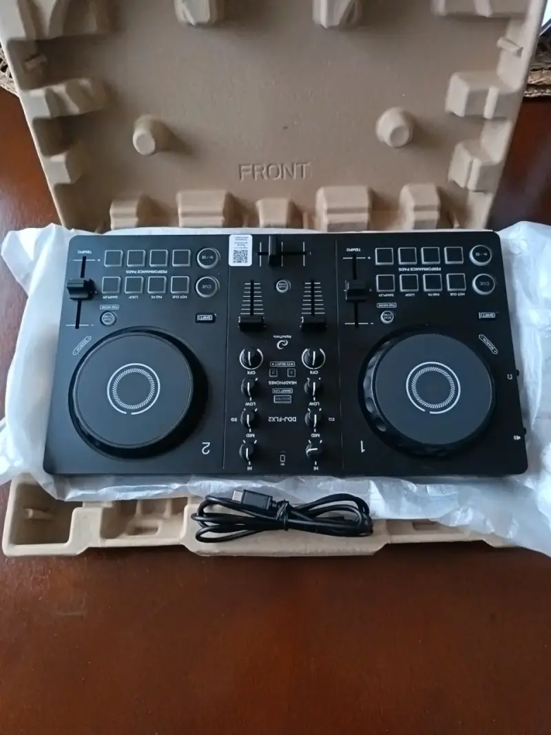 Controlador DJ AlphaTheta DDJ-FLX2 con Pads - 2