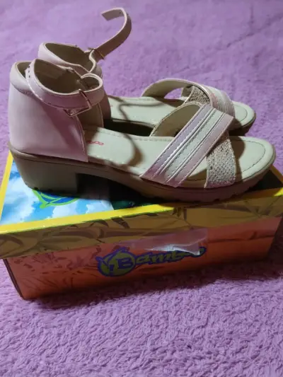 Sandalias de niña rosadas con tacón Bambina N° 34 - miniatura 4