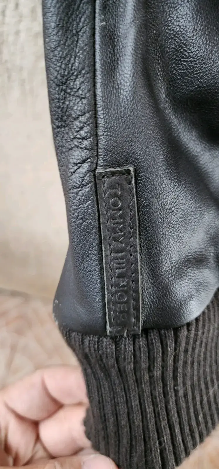 Chaqueta de cuero negra Tommy Hilfiger - 3