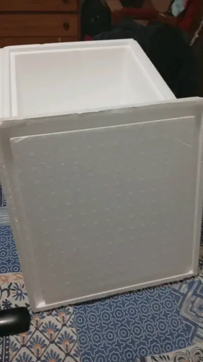 Caja de poliestireno para almacenamiento térmico - miniatura 3