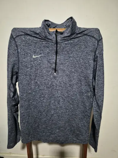 Polerón Nike Dri-Fit Gris para Hombre - miniatura 1