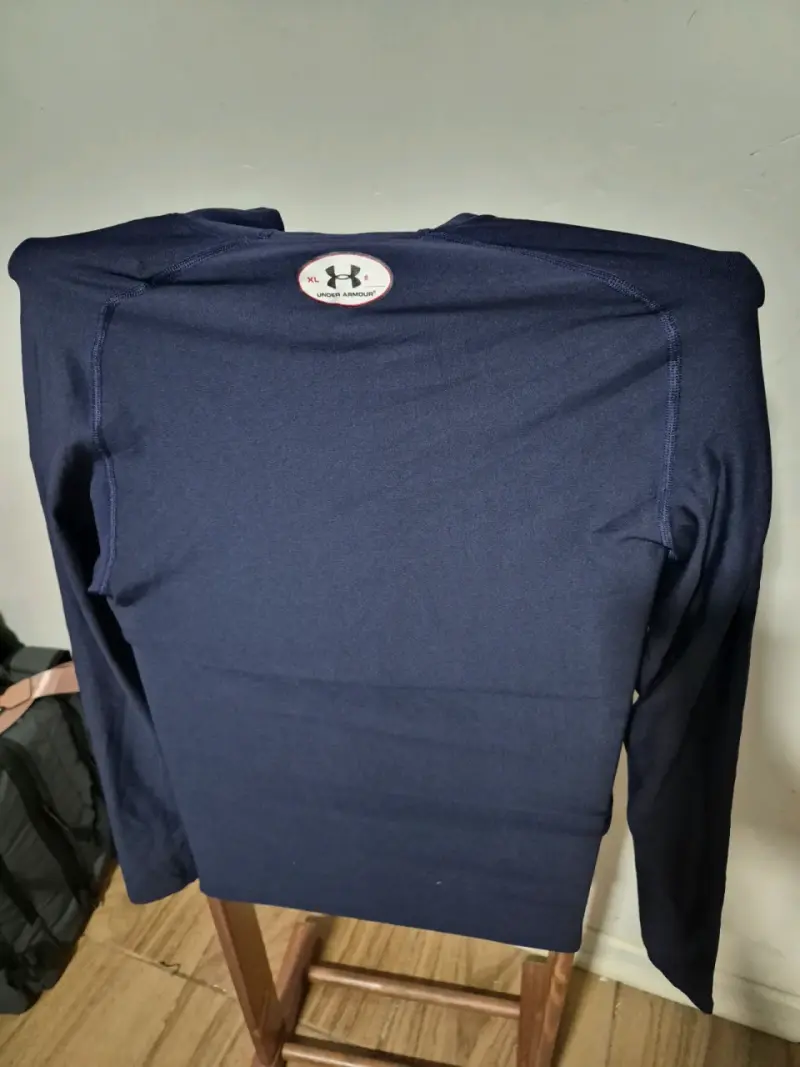 Polera térmica azul Under Armour ColdGear - 2