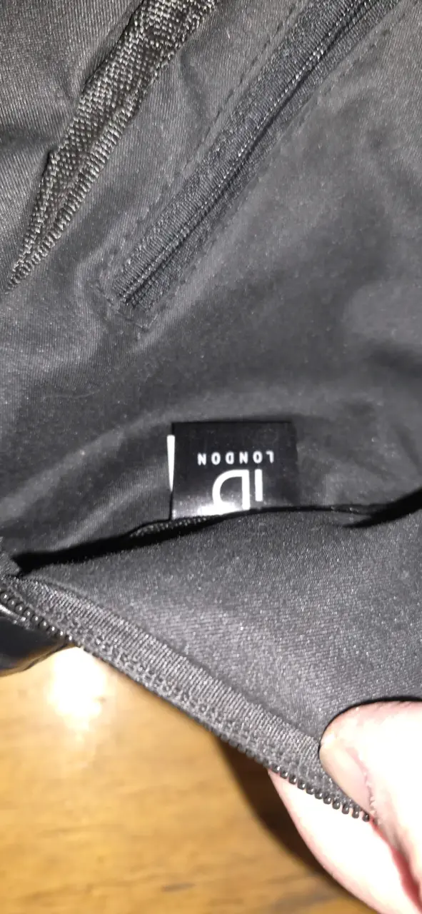 Banano negro de cuero sintético con diseño reptil - 3