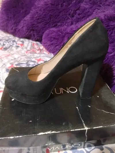 Zapatos de tacón alto negros Via Uno - miniatura 2