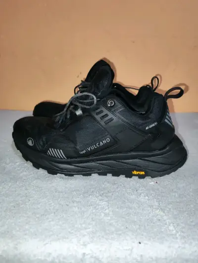 Zapatillas de trekking negras Upp Vulcano con suela Vibram - miniatura 3