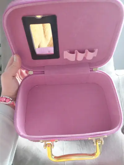 Estuche de Maquillaje Brillante Clo by Coté López - miniatura 3