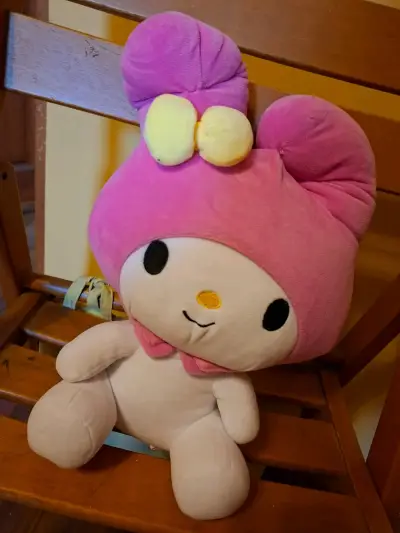 Peluche My Melody grande en buen estado - miniatura 1
