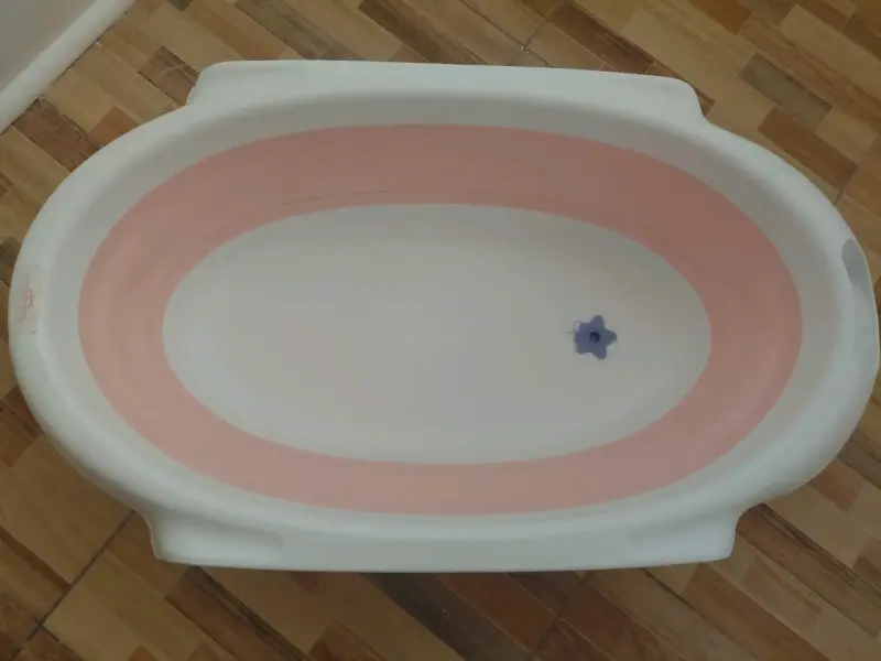 Tina de baño para bebé plegable con diseño rosa - 1