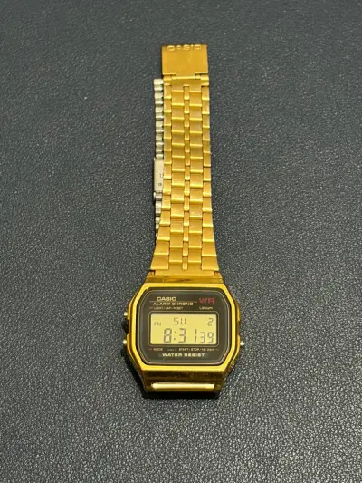 Reloj Casio Vintage Dorado Resistente al Agua - miniatura 1