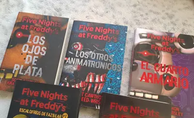 Colección de libros Five Nights at Freddy's - miniatura 2