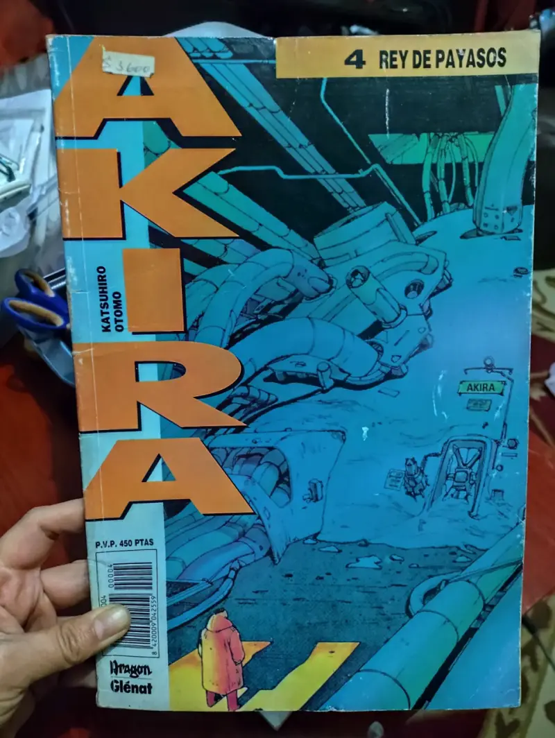 Manga Akira Volumen 4 Rey de Payasos - 1