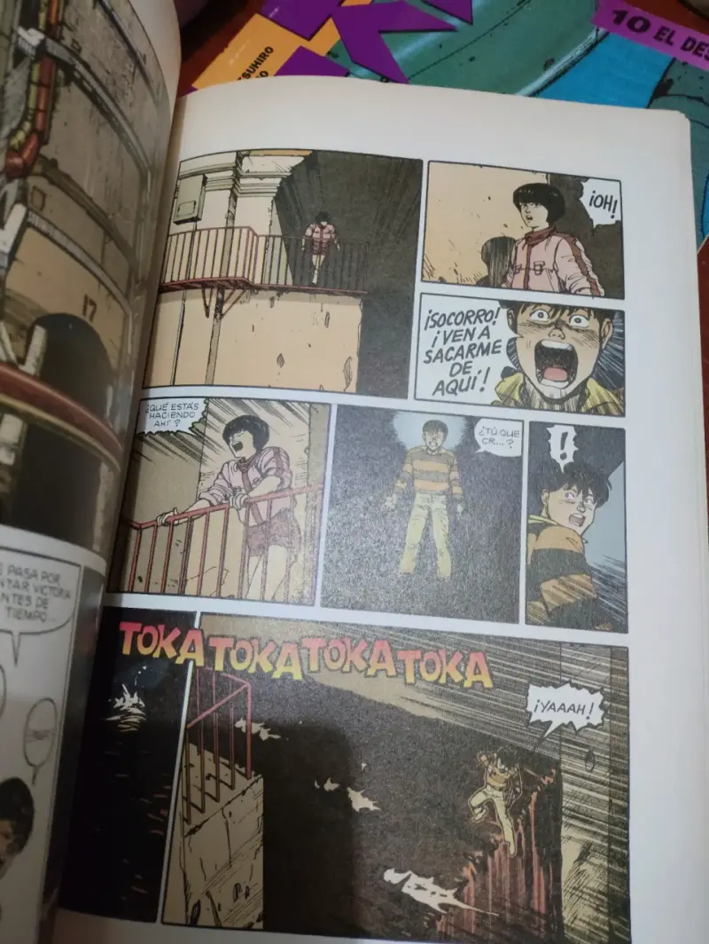 Manga Akira Volumen 4 Rey de Payasos - 2