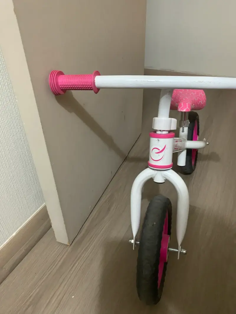 Bicicleta de equilibrio para niños color rosa - 1
