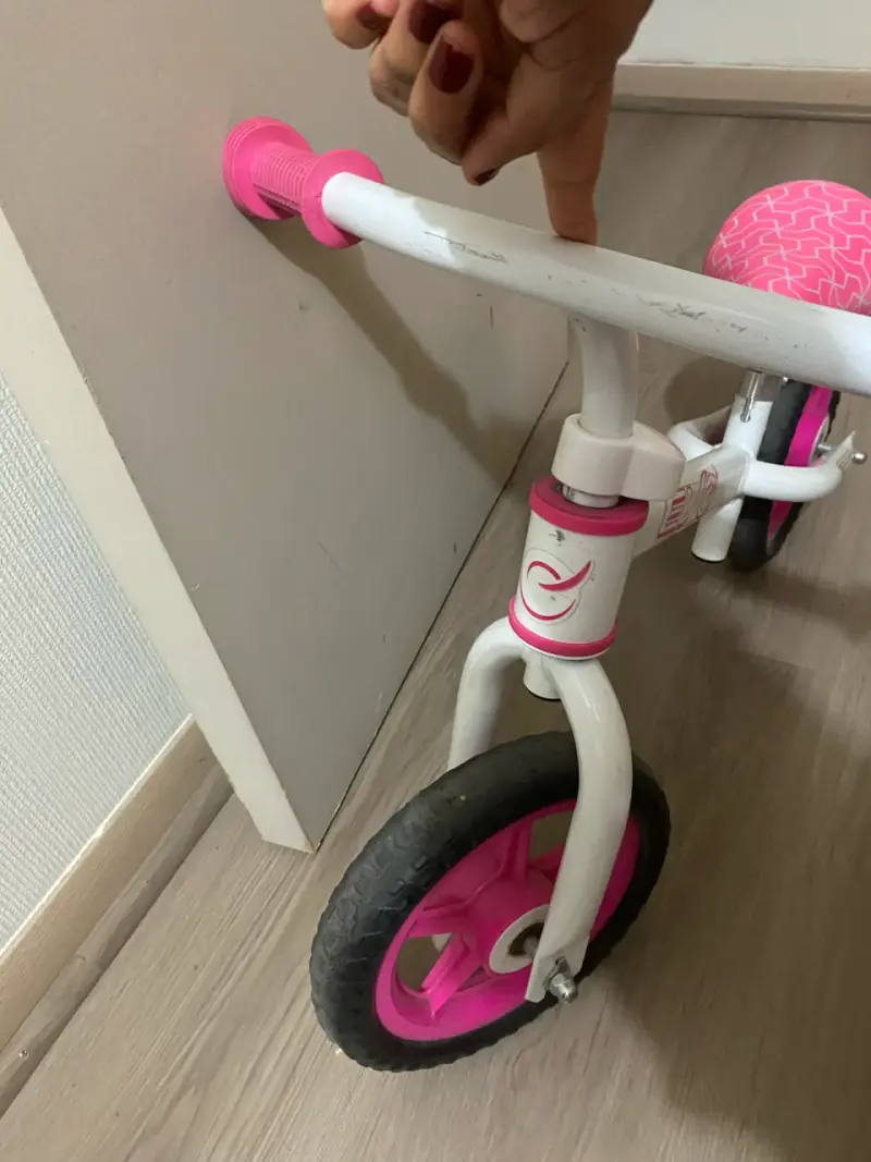 Bicicleta de equilibrio para niños color rosa - 2