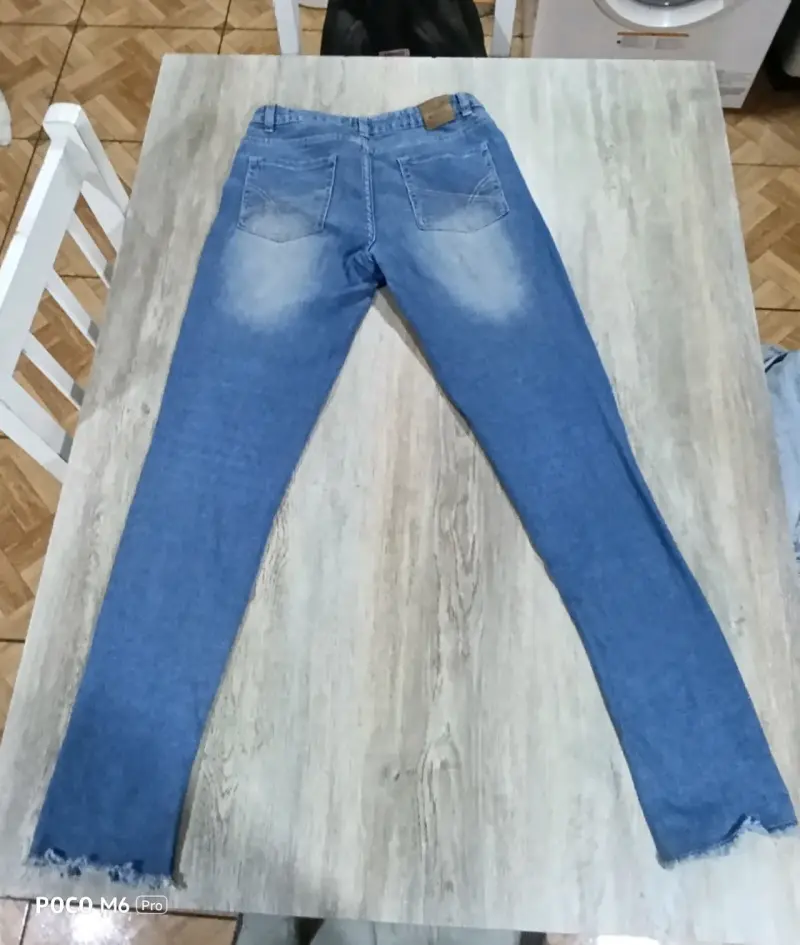 Jeans azul desgastado para niña - 2