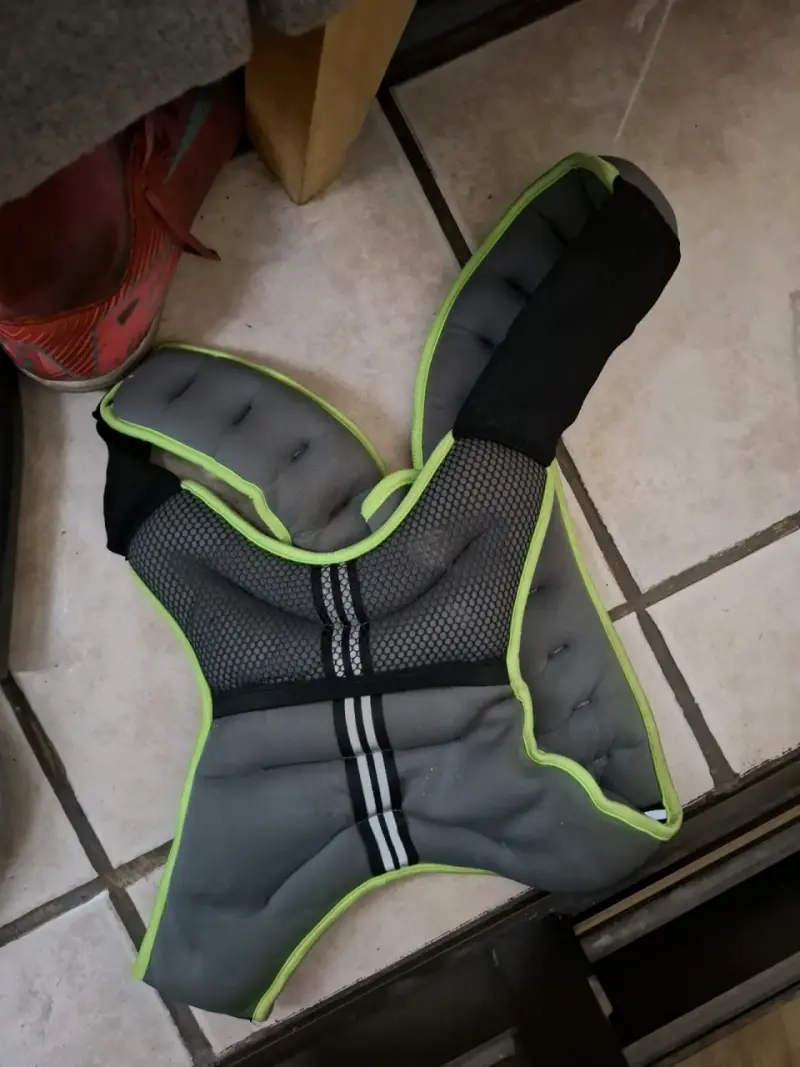 Chaleco de peso para entrenamiento gris y verde - 2