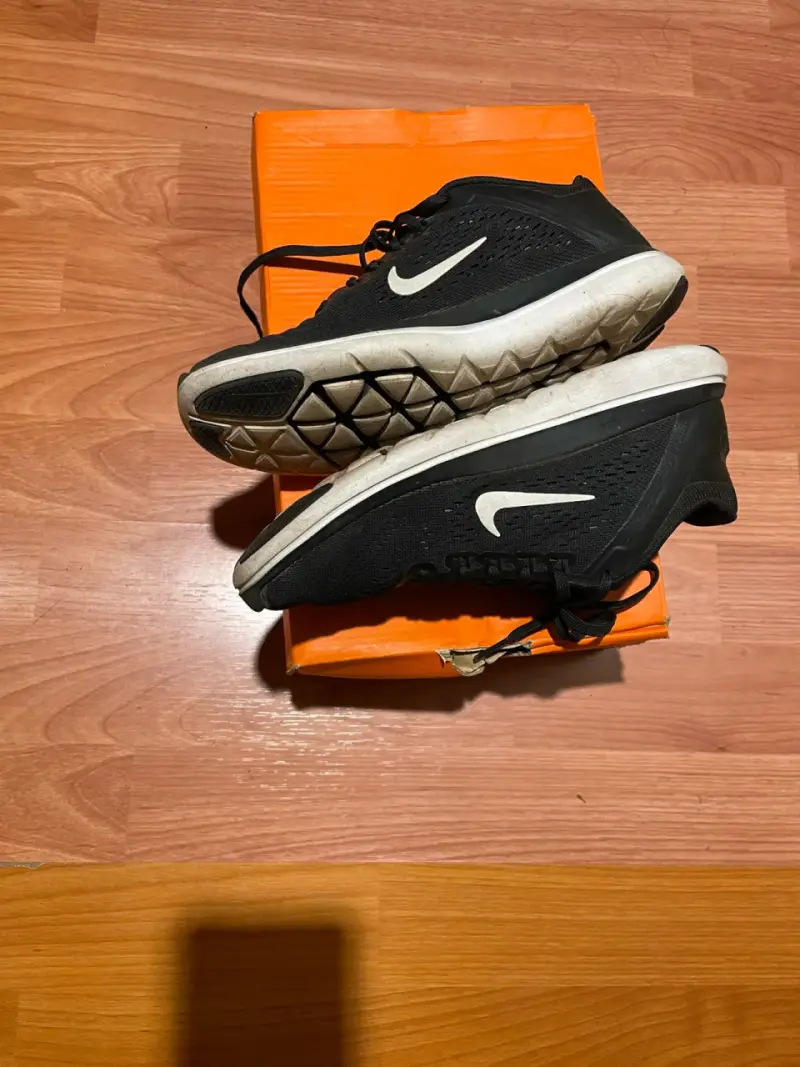 Zapatillas deportivas negras Nike Flex - 3