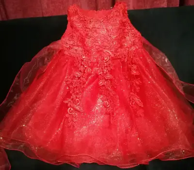 Vestido de fiesta para niña con lazo grande - miniatura 6