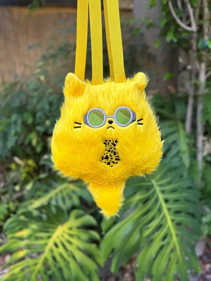 Mochila peluche gato negro con diseño divertido - 3