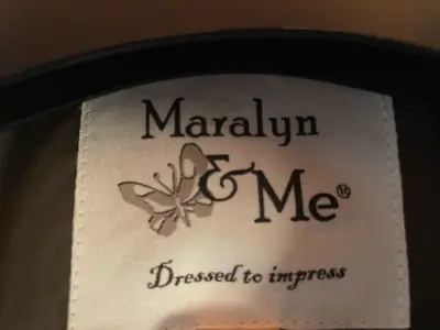 chaqueta acolchado con capucha Maralyn & Me - miniatura 2