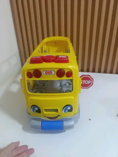 Autobús escolar de juguete Fisher-Price amarillo - miniatura 1