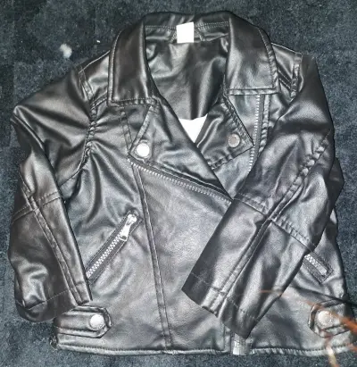 Chaqueta de cuero sintético para niñas - miniatura 1