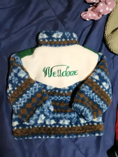 Chaqueta de lana polar con diseño geométrico - miniatura 2