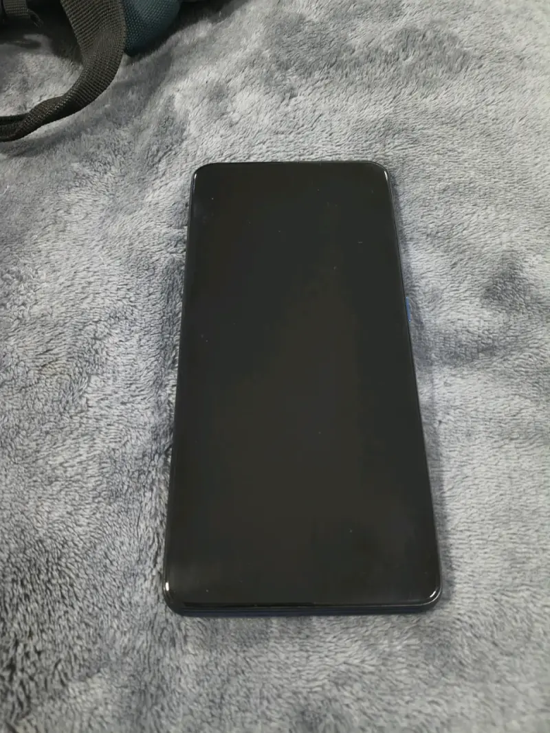 Smartphone Motorola One Vision Azul en Buen Estado - 2