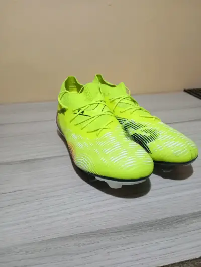 Zapatillas de fútbol Puma amarillas para césped - miniatura 4