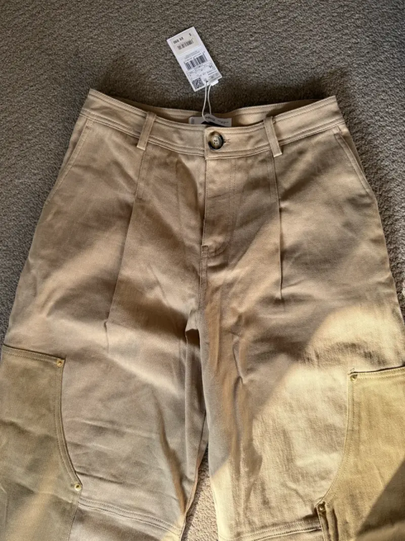 Pantalones cargo beige mujer - 4