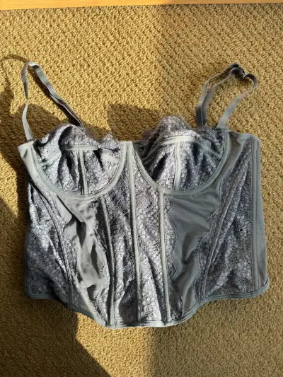 Corset de encaje para mujer - miniatura 1