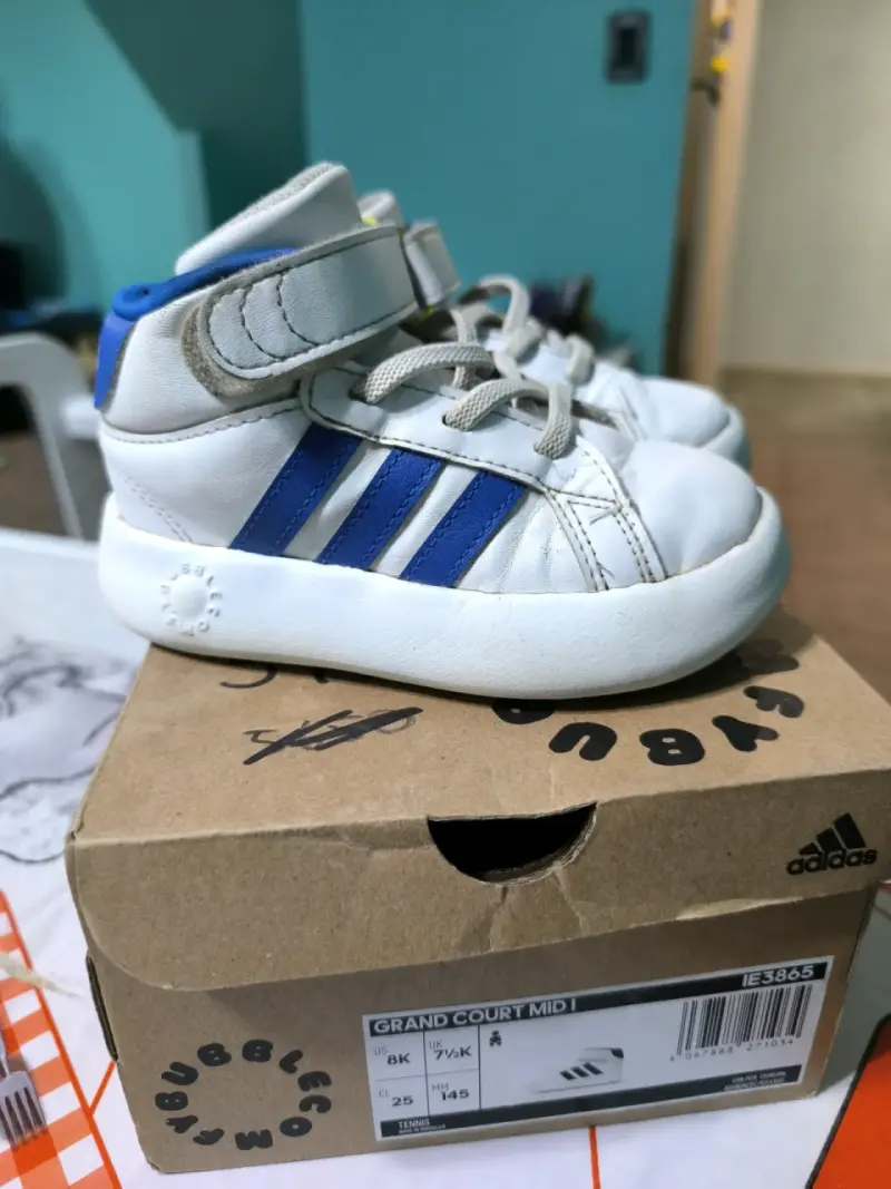 Zapatillas para niño Adidas NRO 25 - 2