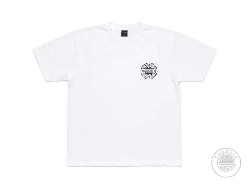 Polera blanca con logo HUF estampado - 1
