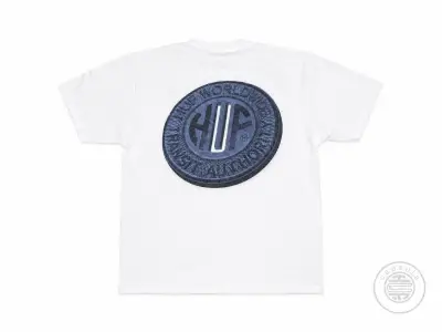 Polera blanca con logo HUF estampado - miniatura 2