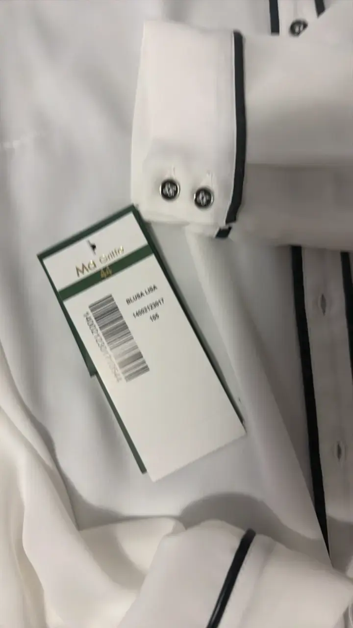 Blusa blanca con ribetes negros para mujer - 2