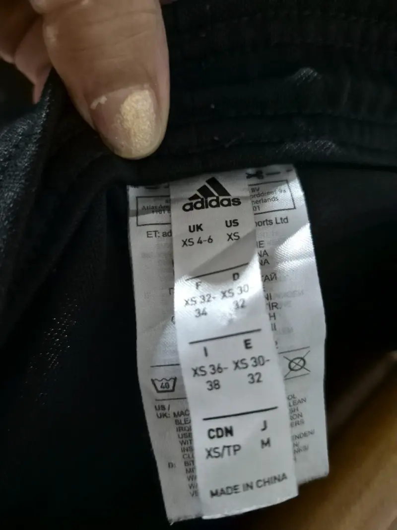 Pantalones deportivos negros Adidas con franjas - 3