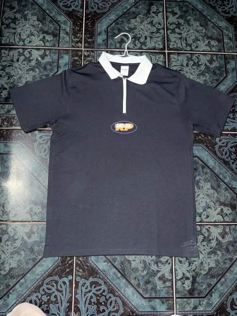 Polera Polo Negra con Logo RP - 1
