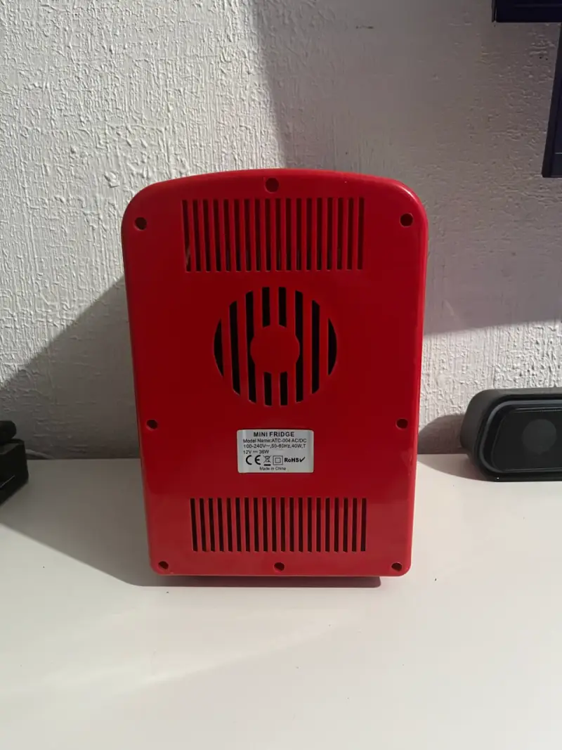Mini refrigerador Coca-Cola rojo - 3