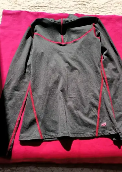 Poleron deportivo new balance talla pequeña - miniatura 1