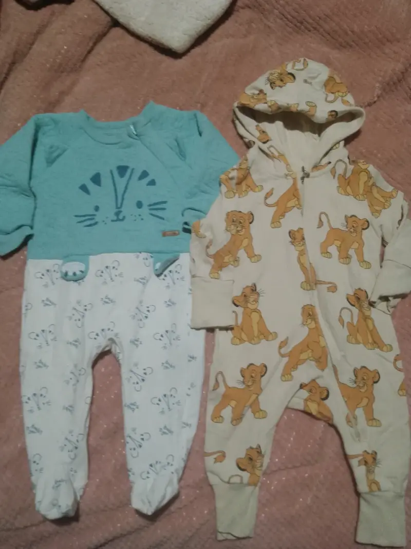 Conjunto de pijamas para bebé con diseños de animales - 1