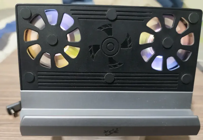 Base de Enfriamiento con Ventiladores RGB para Consolas - 5