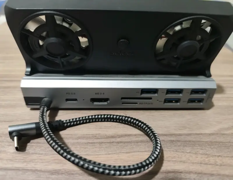Base de Enfriamiento con Ventiladores RGB para Consolas - 6