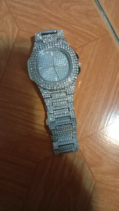 Reloj de Pulsera Plateado con Cristales - miniatura 2