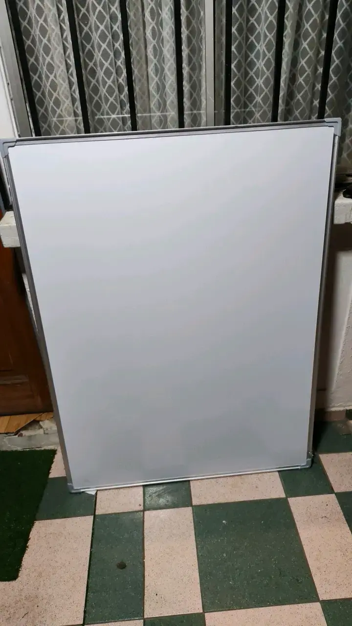 Pizarra blanca magnética grande para oficina