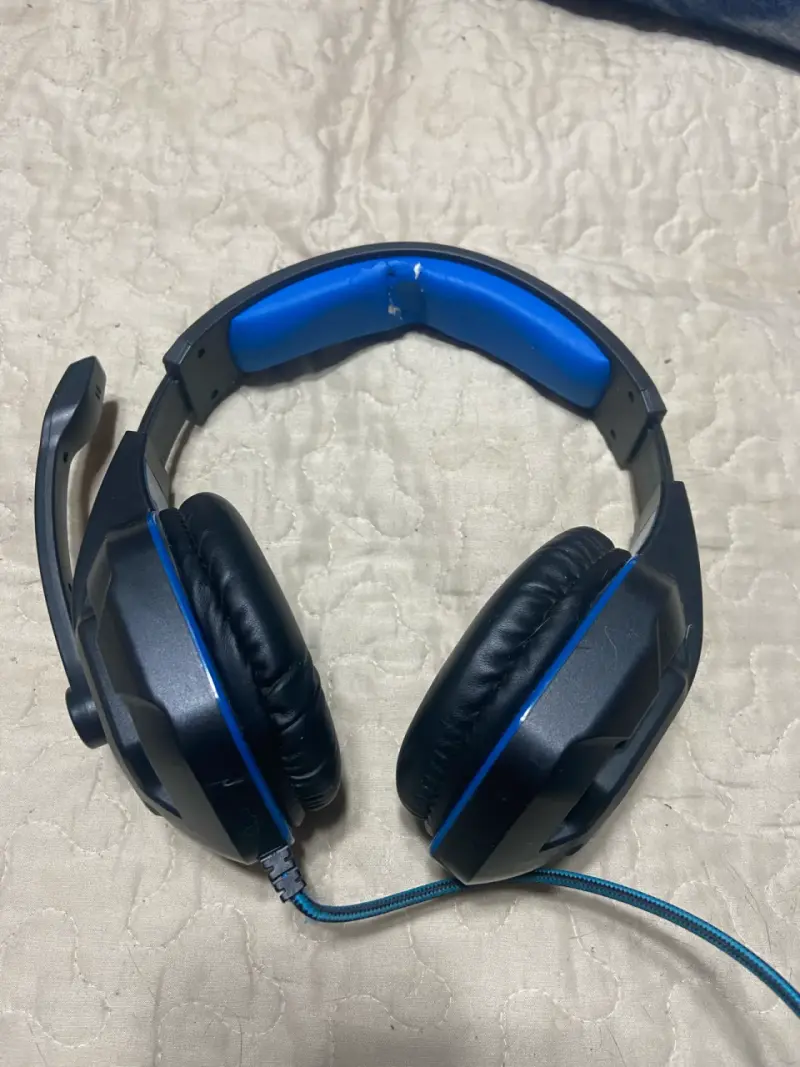 Auriculares gaming con micrófono y cable azul - 1