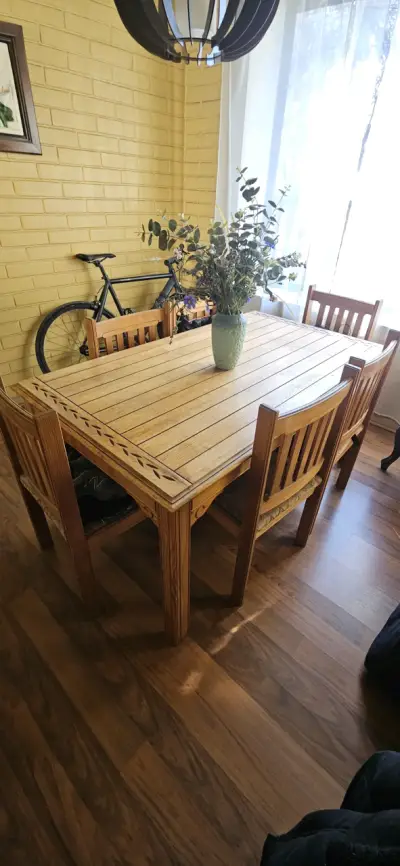 Comedor + arrimo + licorera - miniatura 1